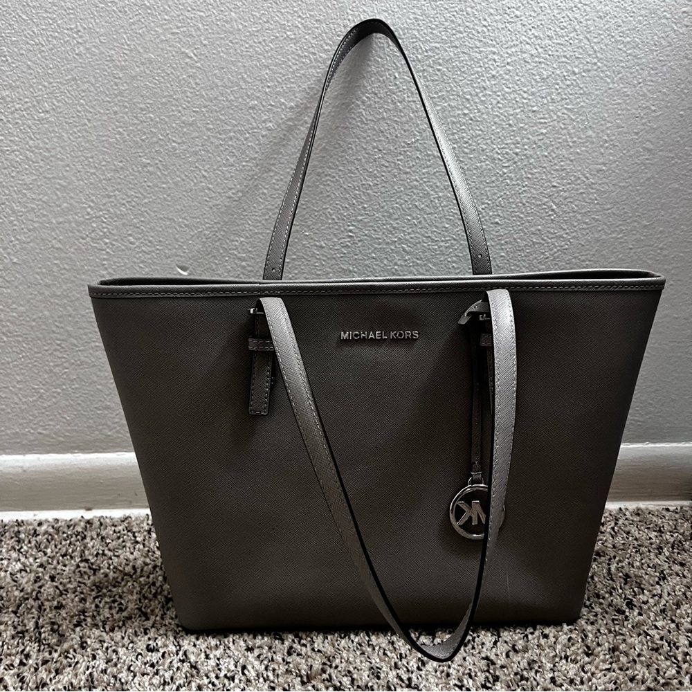 Michael Kors Jet Set Large Tote Bag